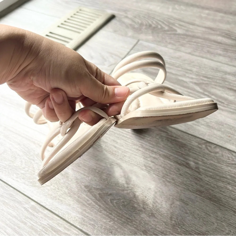 Circus by Sam Edelman Savanna Sqaure  Toe Strappy Sandal in Vanilla Bean - Picture 4 of 13